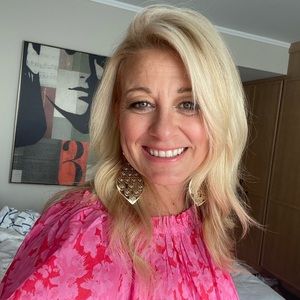 Meet your Posher, Kaye